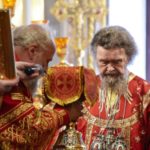 Митрополит Симферопольский и Крымский Лазарь возглавил Литургию в кафедральном Александро-Невском соборе  в праздник Происхождения Честных Древ Животворящего Креста Господня.