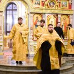 Всенощное бдение в канун Недели 25-й по Пятидесятнице в кафедральном Александро-Невском соборе.