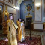 Литургия в Неделю о мытаре и фарисее, праздник Иверской иконы Божией Матери и святителя Алексия в кафедральном Александро-Невском соборе.