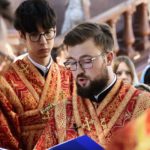 В праздник Происхождения Честных Древ Животворящего Креста Господня  епископ Нестор совершил малое освящение воды и освятил мед в кафедральном Александро-Невском соборе г. Симферополя.