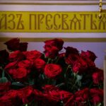 Воскресные богослужения в Неделю 3-ю по Пасхе, святых жен-мироносиц в Александро-Невском кафедральном соборе