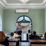 В Просветительском центре святителя Гурия Таврического при Александро-Невском кафедральном соборе прошли занятия для детей и подростков.