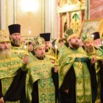 Всенощное бдение в кафедральном Свято-Александро-Невском соборе в канун престольного торжества.