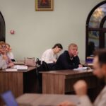 В Просветительском центре святителя Гурия Таврического состоялось занятие курса «Изучаем Библию вместе с батюшкой»