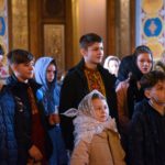 Ребята из образцового ансамбля "Сударушка" при школе № 2 г. Симферополя побывали на экскурсии в кафедральном Александро-Невском соборе.