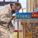 В ПРАЗДНИК ВВЕДЕНИЯ ВО ХРАМ ПРЕСВЯТОЙ БОГОРОДИЦЫ МИТРОПОЛИТ СИМФЕРОПОЛЬСКИЙ И КРЫМСКИЙ ЛАЗАРЬ ВОЗГЛАВИЛ ПРАЗДНИЧНУЮ ЛИТУРГИЮ В КАФЕДРАЛЬНОМ АЛЕКСАНДРО-НЕВСКОМ СОБОРЕ Г. СИМФЕРОПОЛЯ.