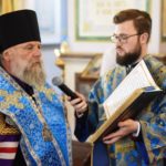 В канун праздника Успения Пресвятой Богородицы Преосвященный епископ Ялтинский Нестор совершил всенощное бдение в кафедральном Александро-Невском соборе г. Симферополя.