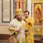 В Неделю 4-ю по Пятидесятнице, Преосвященный Каллиник, епископ Бахчисарайский совершил Божественную литургию в кафедральном соборе святого благоверного князя Александра Невского г. Симферополя.