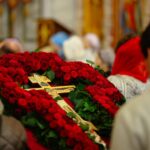 Праздничные богослужения в Александро-Невском кафедральном соборе в праздник Воздвижения Честного и Животворящего Креста Господня