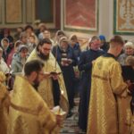 Праздничные богослужения в Александро-Невском кафедральном соборе в день памяти святителя Николая, архиепископа Мир Ликийских, чудотворца