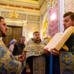 Всенощное бдение в канун Недели 3-й Крестопоклонной в кафедральном Александро-Невском соборе.