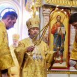 Высокопреосвященнейший Митрополит Лазарь возглавил Божественную литургию в кафедральном соборе святого благоверного князя Александра Невского г. Симферополя.