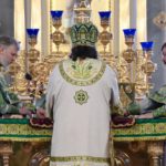 В праздник Входа Господня в Иерусалим  епископ Бахчисарайский Каллиник совершил праздничную Божественную литургию в кафедральном Александро-Невском соборе г. Симферополя.