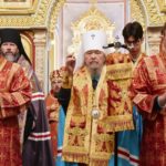 Высокопреосвященнейший Митрополит Симферопольский и Крымский Лазарь возглавил молебное пение Животворящему Кресту Господню в кафедральном Александро-Невском сборе г. Симферополя.