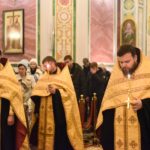 Всенощное бление в канун дня памяти святителя Николая, архиепископа Мир Ликийских, чудотворца в кафедральном Александро-Невском соборе.