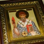Божественная литургия в день памяти святителя Спиридона, епископа Тримифунтского в нижнем храме имени св.Гурия Таврического.