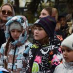 На территории кафедрального Свято-Александро- Невского собора прошла благотворительная ярмарка посвящённая дню памяти святителя Николая Чудотворца.
