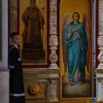 Утреня с чтением 12-ти Страстных Евангелий в кафедральном Свято-Александро-Невском соборе.