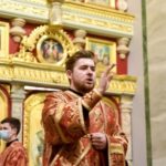 В ДЕНЬ ПРАЗДНОВАНИЯ ПЕРЕНЕСЕНИЯ МОЩЕЙ  СВЯТИТЕЛЯ  И ЧУДОТВОРЦА НИКОЛАЯ МИТРОПОЛИТ СИМФЕРОПОЛЬСКИЙ И КРЫМСКИЙ ЛАЗАРЬ ВОЗГЛАВИЛ ЛИТУРГИЮ В АЛЕКСАНДРО-НЕВСКОМ КАФЕДРАЛЬНОМ СОБОРЕ Г. СИМФЕРОПОЛЯ.