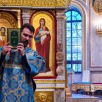 Всенощное бдение в канун Недели 3-й Крестопоклонной в кафедральном Александро-Невском соборе.