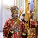 Митрополит Симферопольский и Крымский Лазарь возглавил Литургию в кафедральном Александро-Невском соборе  в праздник Происхождения Честных Древ Животворящего Креста Господня.