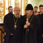 Духовенство молитвенно почтили мощи Святителя Гурия Таврического, почивающие в нижнем храме кафедрального Александро- Невского собора г. Симферополя.