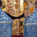 Божественная литургия в день празднования Казанской иконы Божией Матери.