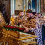 Богослужение в канун Происхождения Честных Древ Животворящего Креста Господня в кафедральном Александро-Невском соборе