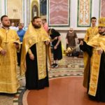 В КАНУН ПРАЗДНИКА СЛАВНЫХ И ВСЕСЛАВНЫХ ПЕРВОВЕРХОВНЫХ АПОСТОЛОВ ПЕТРА И ПАВЛА, В АЛЕКСАНДРО-НЕВСКОМ КАФЕДРАЛЬНОМ СОБОРЕ Г. СИМФЕРОПОЛЯ БЫЛО СОВЕРШЕНО ПРАЗДНИЧНОЕ ВСЕНОЩНОЕ БДЕНИЕ.