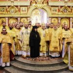 Высокопреосвященнейший Митрополит Лазарь возглавил Божественную литургию в кафедральном соборе святого благоверного князя Александра Невского г. Симферополя.