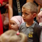 Литургия в Неделю 7-ю по Пятидесятнице, в день рождества святителя Николая, архиепископа Мир Ликийских в кафедральном Александро-Невском соборе