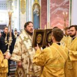 В ПРАЗДНИК СОБОРА АРХИСТРАТИГА МИХАИЛА И ПРОЧИХ НЕБЕСНЫХ СИЛ БЕСПЛОТНЫХ ПРЕОСВЯЩЕННЕЙШИЙ КАЛЛИНИК, ЕПИСКОП БАХЧИСАРАЙСКИЙ ВОЗГЛАВИЛ БОГОСЛУЖЕНИЕ В АЛЕКСАНДРО-НЕВСКОМ КАФЕДРАЛЬНОМ СОБОРЕ Г. СИМФЕРОПОЛЯ