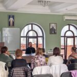 В Просветительском центре святителя Гурия Таврического прошло мероприятие, посвященное молодёжной неделе Тавриды "Владимир + Анна = Любовь, изменившая мир"