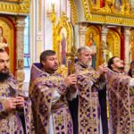 Божественная литургия  в Великий Четверток, день Воспоминания Тайной Вечери в кафедральном Александро-Невском собре.