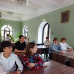В воскресной школе Просветительского центра святителя Гурия Таврического  созидаются духовные занятия и творческие встречи