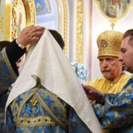 Высокопреосвященнейший Митрофан, Митрополит Мурманский и Мончегорский возглавил праздничную Божественную литургию в кафедральном соборе святого благоверного князя Александра Невского г. Симферополя в праздник Рождества Пресвятой Владычицы нашей Богородицы