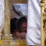 Богослужение в нижнем храме (во имя святителя Гурия, Архиепископа Таврического) в Крещенский сочельник.