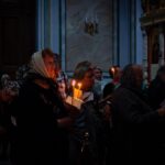 Утреня с чтением 12-ти Страстных Евангелий в кафедральном Свято-Александро-Невском соборе.