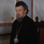 В канун Великой Пятницы Митрополит Симферопольский и Крымский Лазарь возглавил утреню с чтением двенадцати Евангелий Последования Святых и спасительных Страстей Господа нашего Иисуса Христа в кафедральном Александро-Невском соборе г Симферополя.