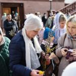 По благословению Митрополита Симферопольского и Крымского Лазаря проведена благотворительная ярмарка «В ожидании Пасхи».
