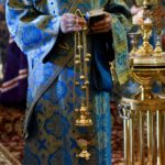 В канун праздника Успения Пресвятой Богородицы Преосвященный епископ Ялтинский Нестор совершил всенощное бдение в кафедральном Александро-Невском соборе г. Симферополя.