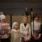 Песнопения Божественной литургии исполнил детский хор Просветительского центра святителя Гурия Таврического