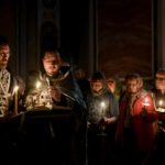 В канун Великой Пятницы Митрополит Симферопольский и Крымский Лазарь возглавил утреню с чтением двенадцати Евангелий Последования Святых и спасительных Страстей Господа нашего Иисуса Христа в кафедральном Александро-Невском соборе г Симферополя.