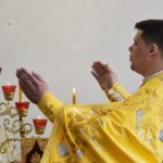 Молодежный хор просветительского центра им. свт. Гурия Таврического  приняли участие в престольных торжествах в храме 4-х святителей московских: Петра, Алексия, Ионы и Филиппа при Православном молодёжном просветительском центре «Зёрна» .равославном