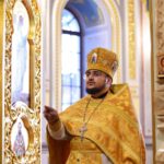 Литургия в Неделю 29-ю по Пятидесятнице, святых праотец в кафедральном Александро-Невского собора.