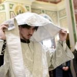 В канун дня памяти святителя Николая епископ Бахчисарайский Каллиник совершил богослужение в кафедральном Александро-Невском соборе г. Симферополя.