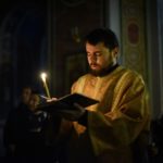 Всенощное бление в канун дня памяти святителя Николая, архиепископа Мир Ликийских, чудотворца в кафедральном Александро-Невском соборе.
