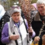 В праздник Входа Господня в Иерусалим  епископ Бахчисарайский Каллиник совершил праздничную Божественную литургию в кафедральном Александро-Невском соборе г. Симферополя.