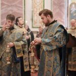 В канун Субботы Акафиста  совершена утреня с чтением акафиста Божией Матери в кафедральном Свято-Александро-Невском соборе г Симферополя.