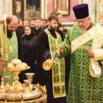 Всенощное бдение в кафедральном Свято-Александро-Невском соборе в канун престольного торжества.
